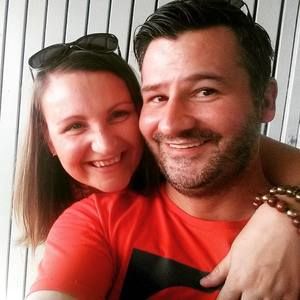 Meet your Posher, Lois